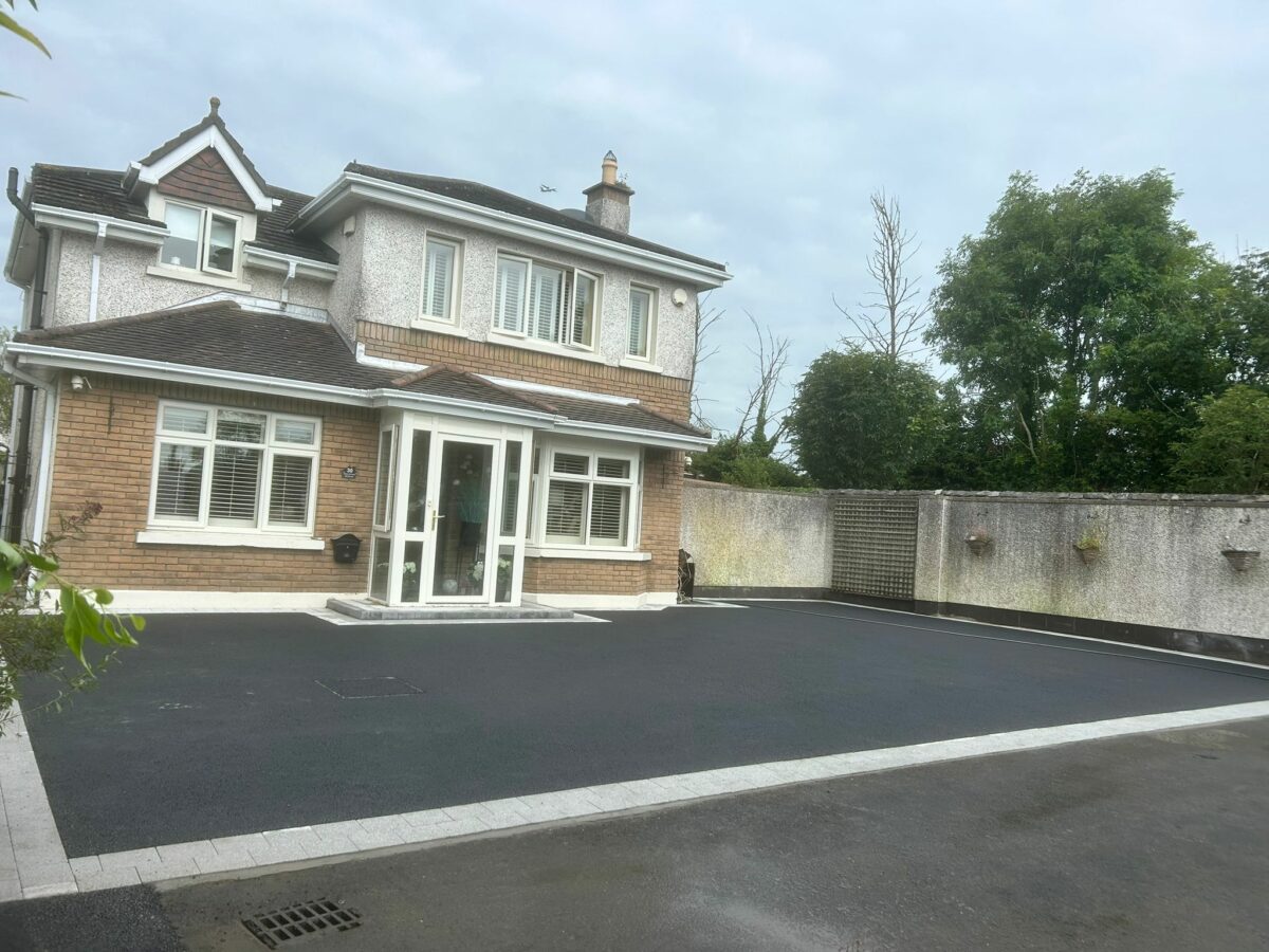 Asphalt Driveway with Paved Border in Hollystown, Co. Dublin