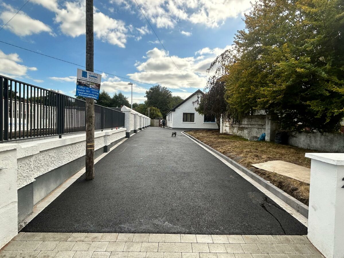 Asphalt Driveway with Edging Kerbs in Collins Avenue, Dublin