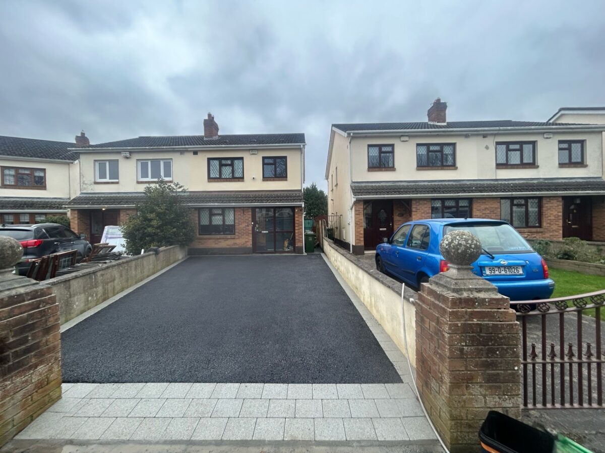 Asphalt Driveway with Paved Apron and Border in Clonsilla, Dublin