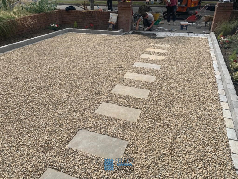 Ballylusk Gravel Driveway with Limestone Cobbles and Stepping Stone in Dundrum