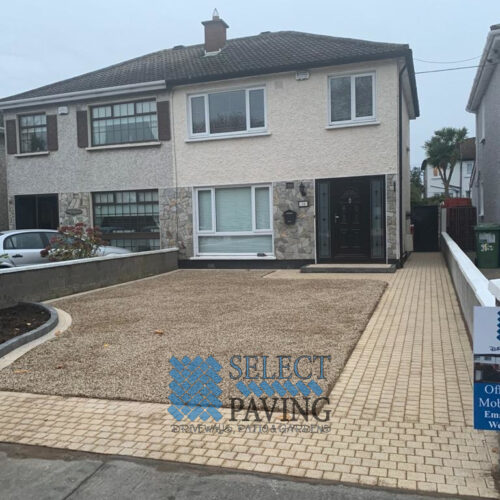 Gravel Driveway with Buff Cobblestone Apron and Pathway in Dublin