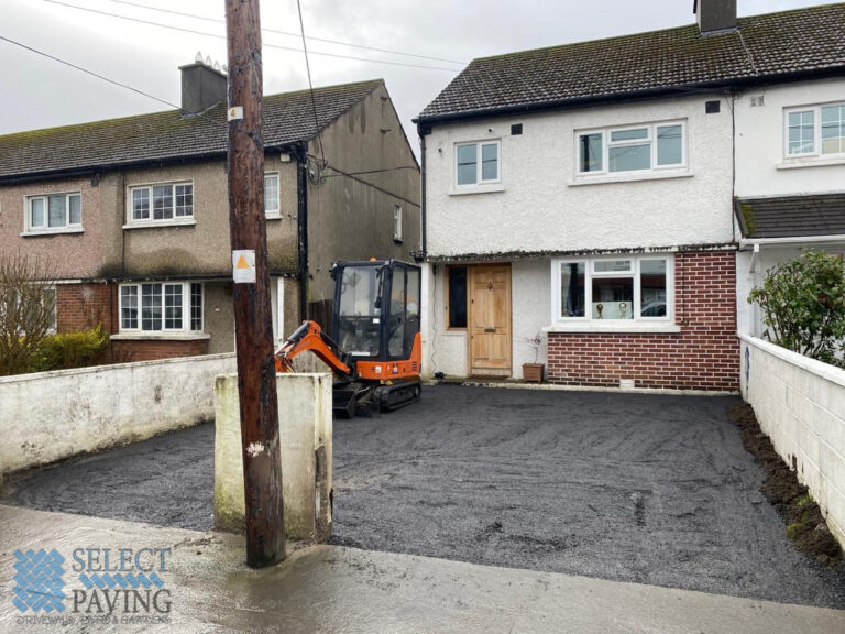 Silver and Grey Cobble Driveway in Cabra, Dublin