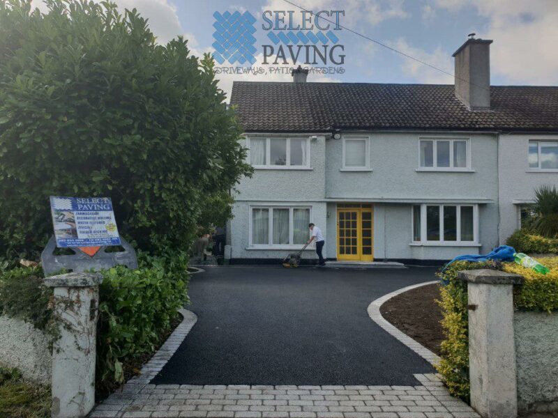 Tarmac Driveway With Granite Border and Apron